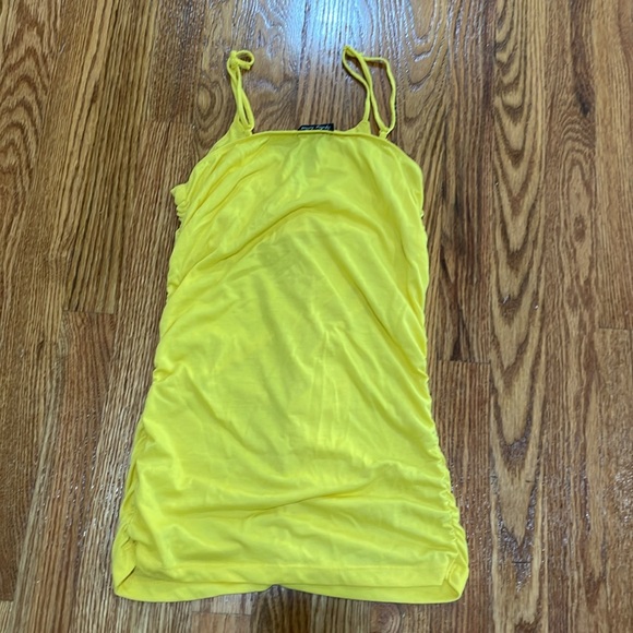 Spring Street Yellow Tank Top - Picture 6 of 6